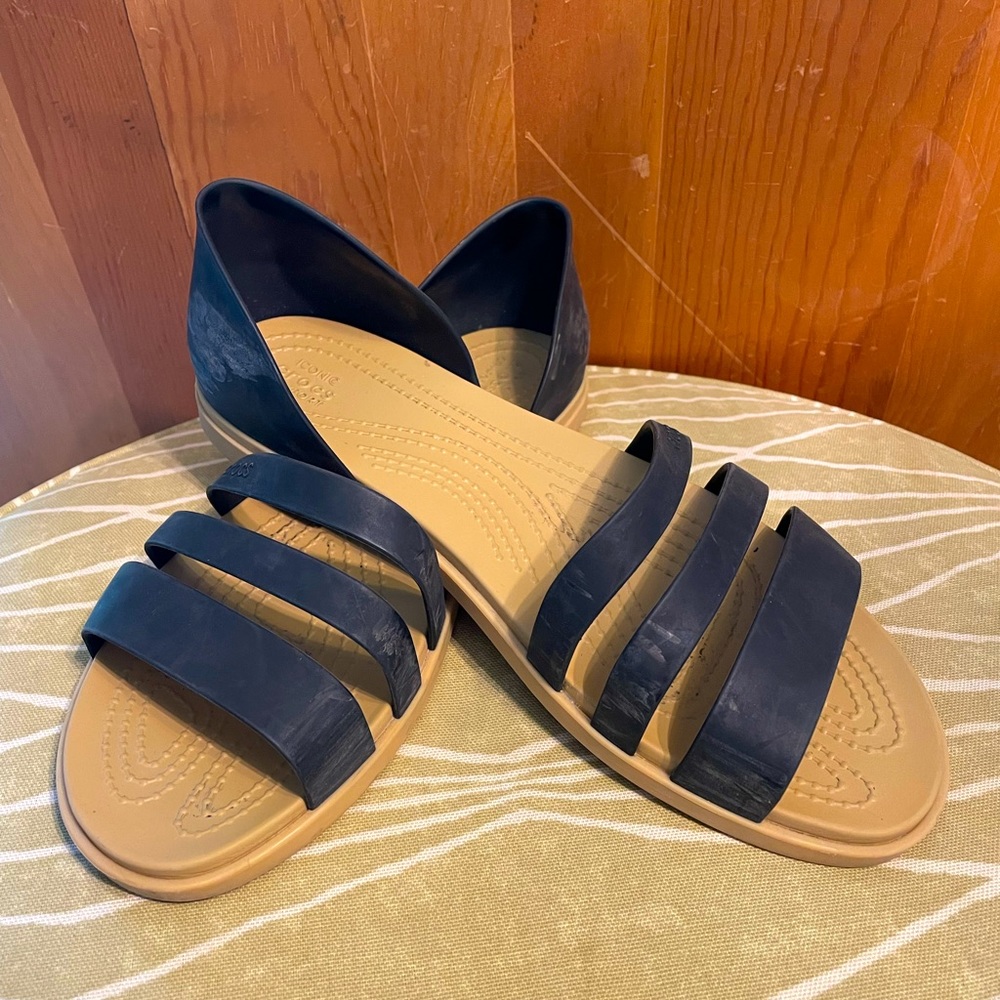 Crocs Sandals Sz 10